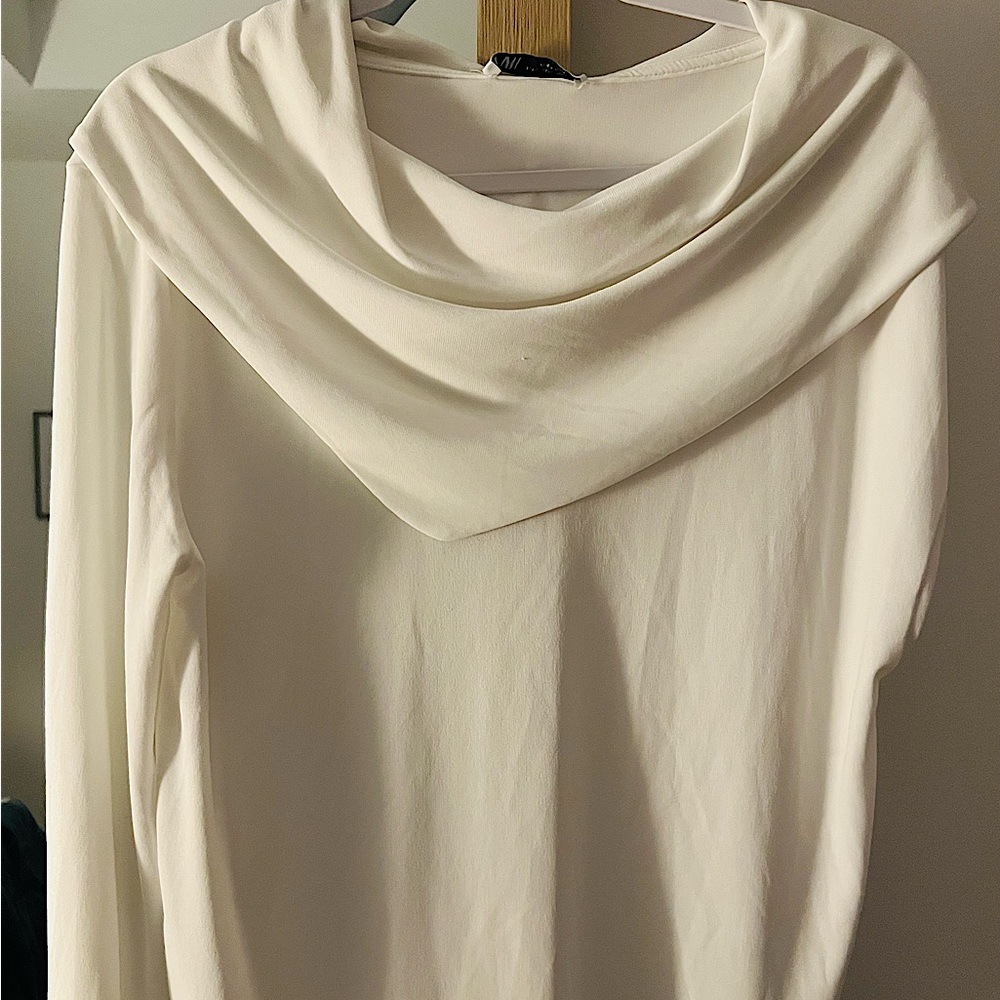 ZARA Elegant White Cowl Neck Sweater from